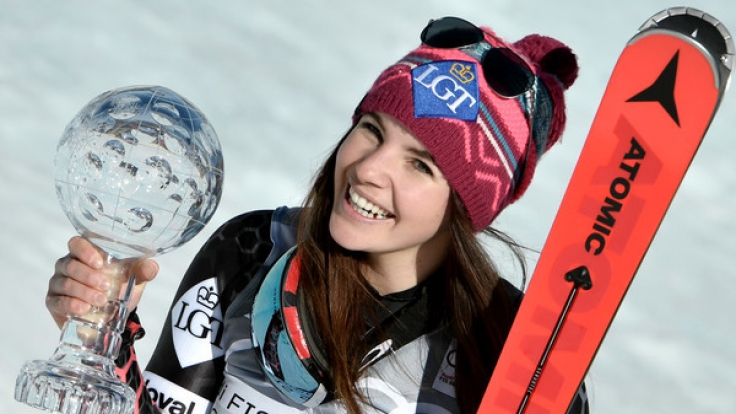Tina Weirather aus Liechtenstein ist Super G-Gesamtweltcupsiegerin.