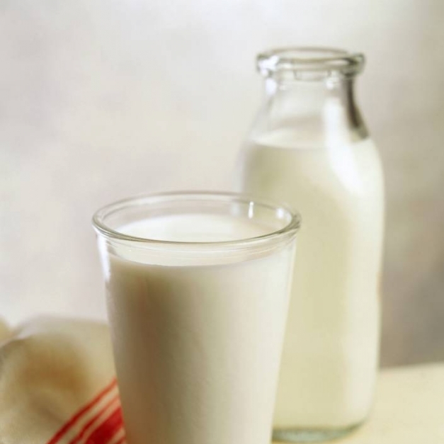 Kein Scherz! So können Sie mit Milch abnehmen