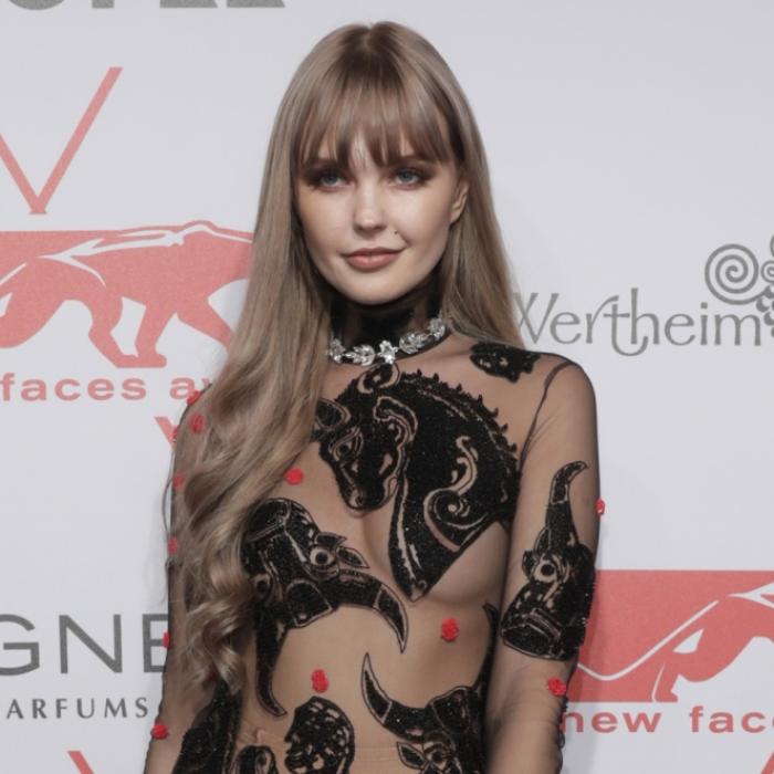 Diese Aussichten sind göttlich! Topmodel präsentiert pralles Mega-Dekolleté