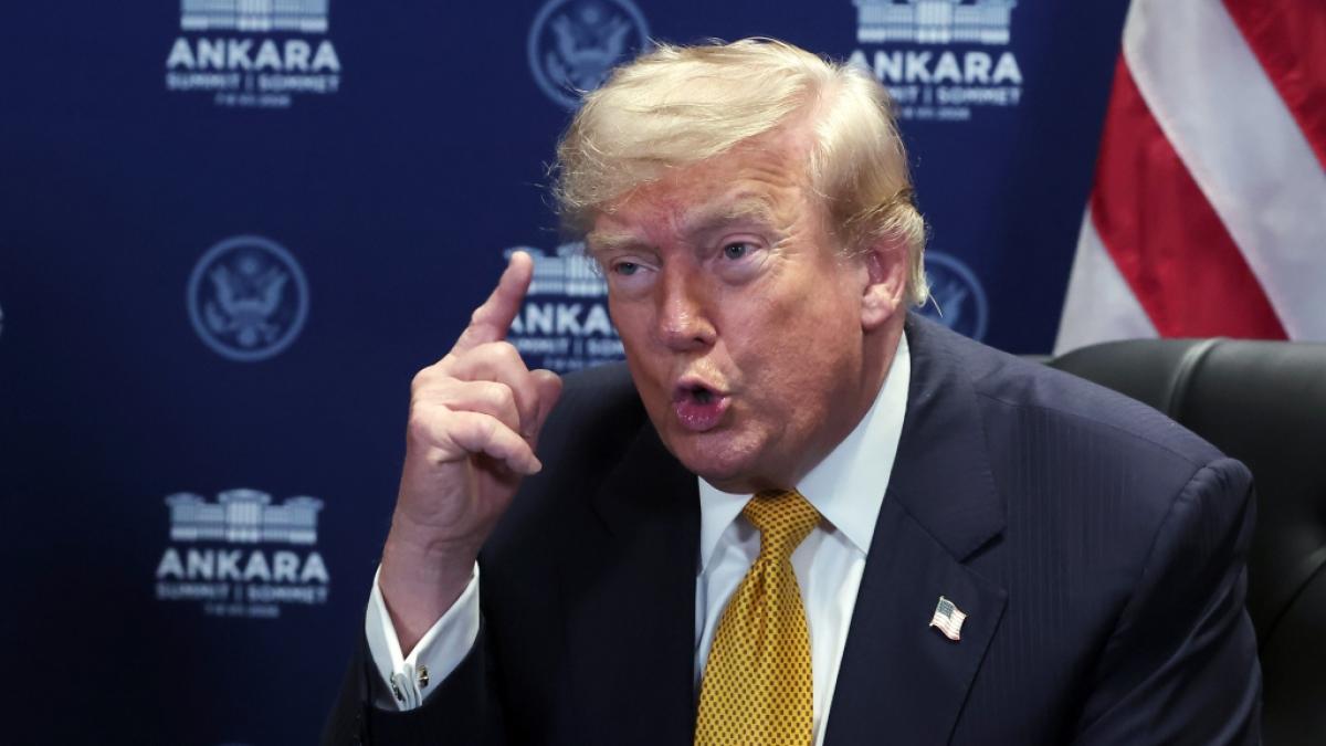 Ex-Unterst&uuml;tzer Joe Rogan geht auf Distanz &ndash; Podcaster wirft Trump Wortbruch im Iran-Konflikt vor (Foto)