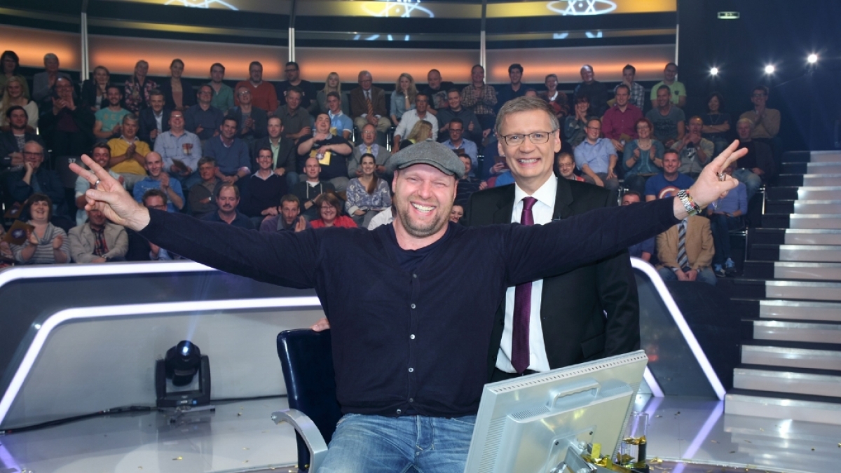 Thorsten Fischer hat es geschafft. Er sahnt eine Million Euro ab. (Foto)