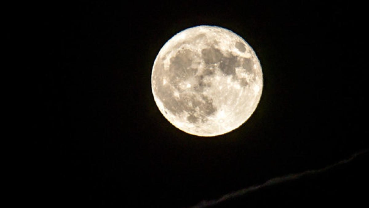 Der Vollmond im November wird erneut ein Supermond. (Foto)