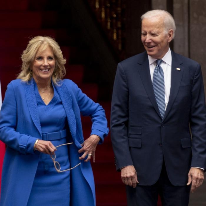 Trump-Sohn entsetzt! First Lady knutscht fremd
