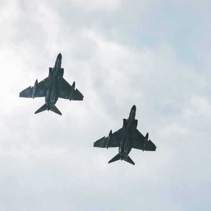 Mysteriöses Flugzeug dringt in Nato-Luftraum ein