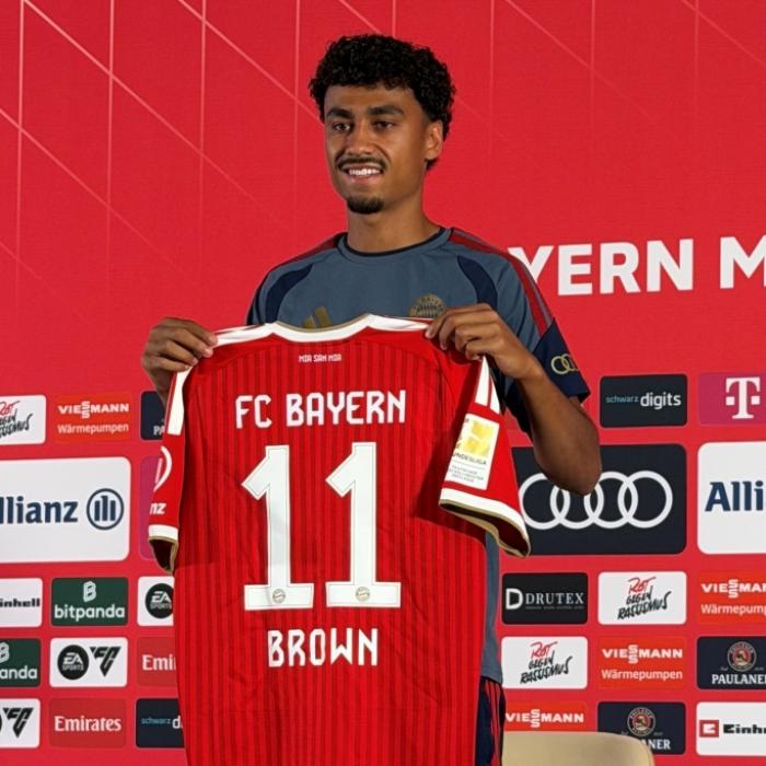 So lebt der Bayern-Verteidiger abseits des Fußballsports