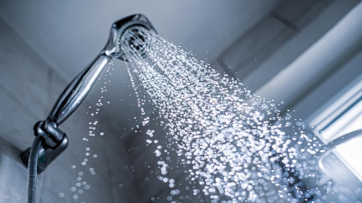 Eine Wohnungsgenossenschaft in Sachsen dreht ihren Mietern zeitweise das Warmwasser ab. (Foto)