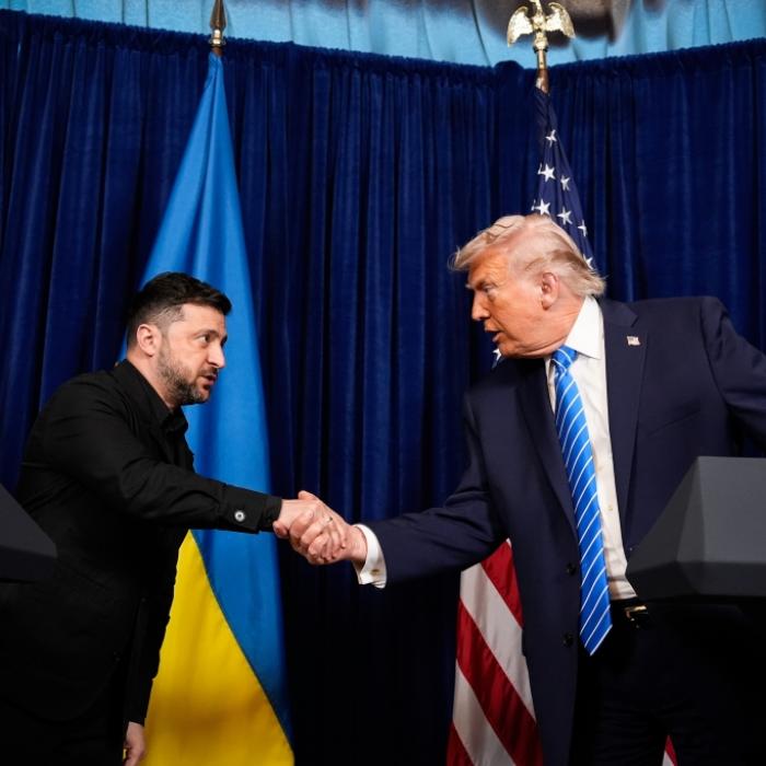 US-Präsident irritiert mit Putin-Satz - Selenskyj-Blick spricht Bände