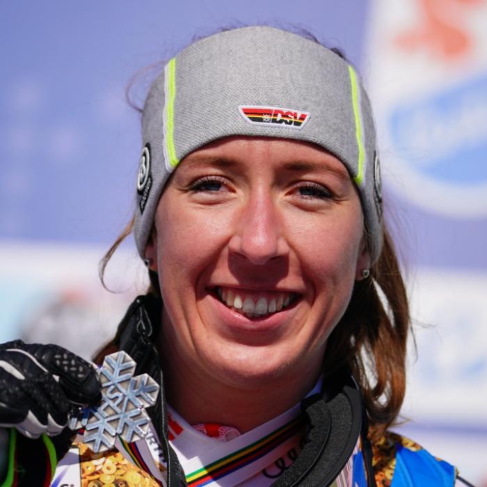 Wie lebt der Ski-Star abseits der Piste?