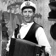 Als singender Seemann spielte sich Freddy Quinn in die Herzen seiner Fans.