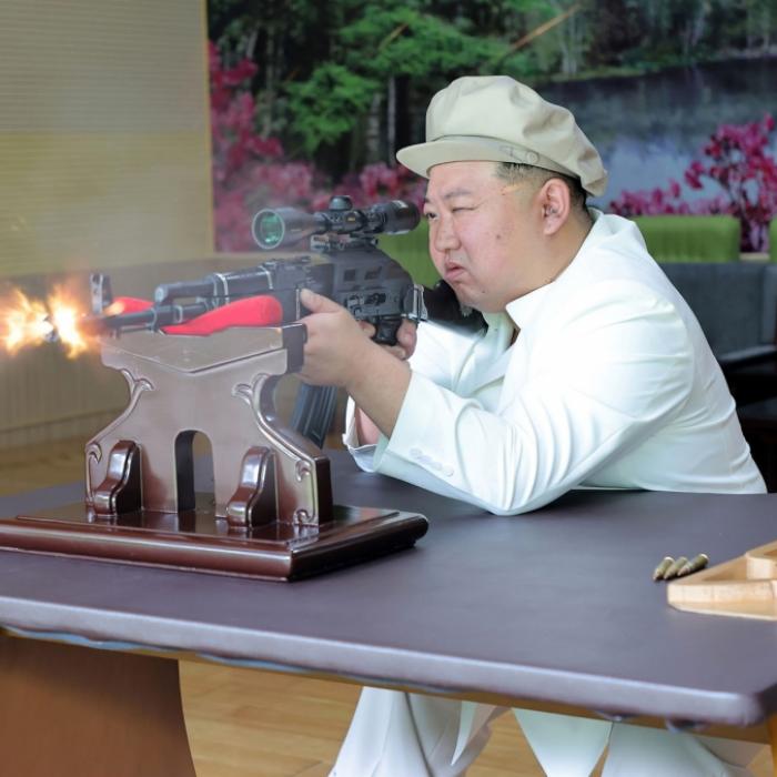 Waffen für Putin und die Hamas! Nordkorea-Diktator als 