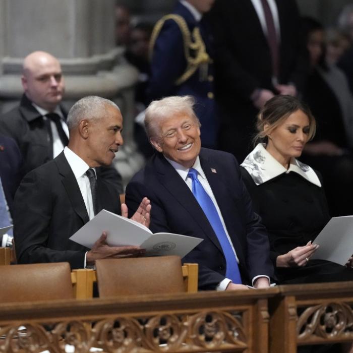 Designierter US-Präsident bringt Obama zum Lachen