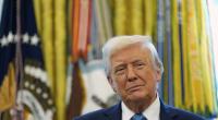 Donald Trump hängt sein Selbstporträt im Weißen Haus neben Hillary Clinton.