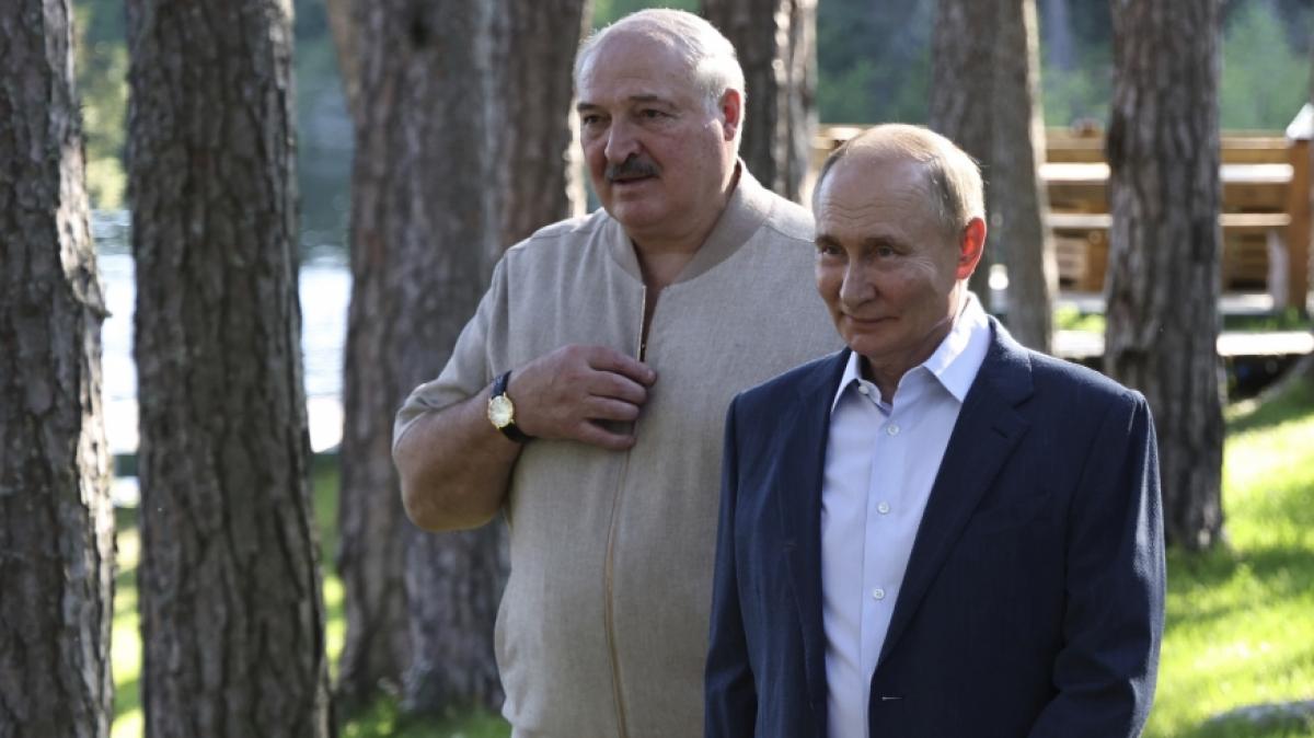 Wladimir Putin (rechts) und Alexander Lukaschenko gelten als enge Vertraute. (Foto)