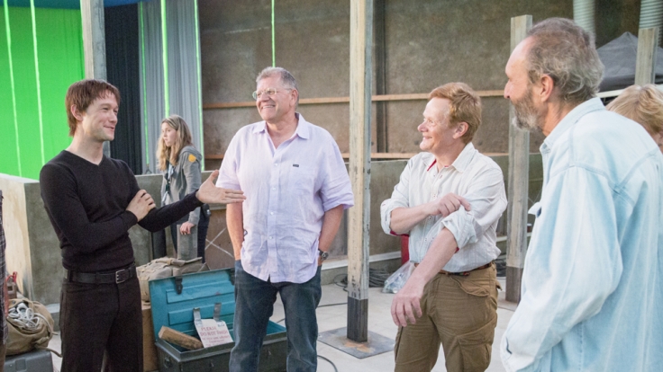 Philippe Petit (r.) am Set mit Joseph Gordon-Levitt und Robert Zemeckis.