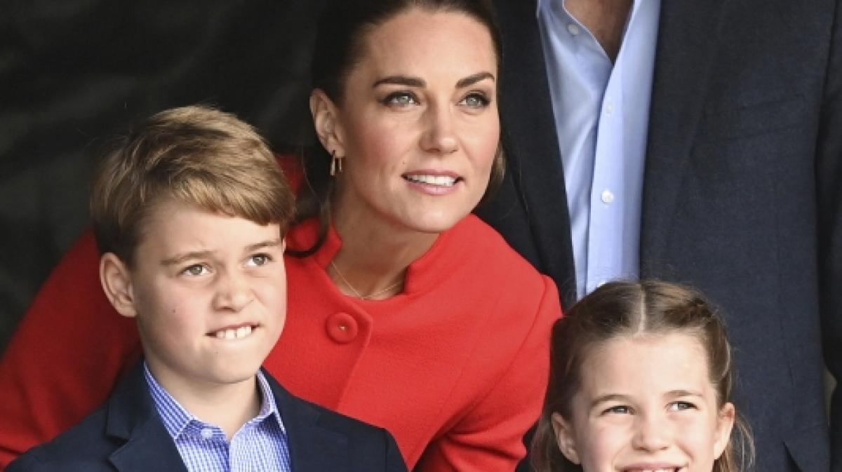 Herzogin Kate und Prinz William machen ernst: F&uuml;r ihre Kinder George und Charlotte sowie Nesth&auml;kchen Louis beginnt bald ein neues Kapitel. (Foto)