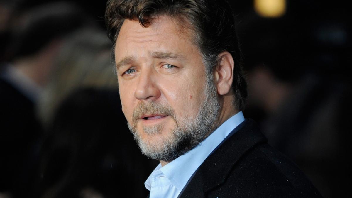 Russel Crowe trauert um seinen Vater. (Foto)