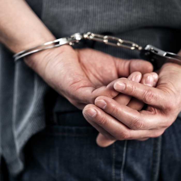 Frauenleiche in Koffer entdeckt - Afghane (24) unter Tatverdacht festgenommen