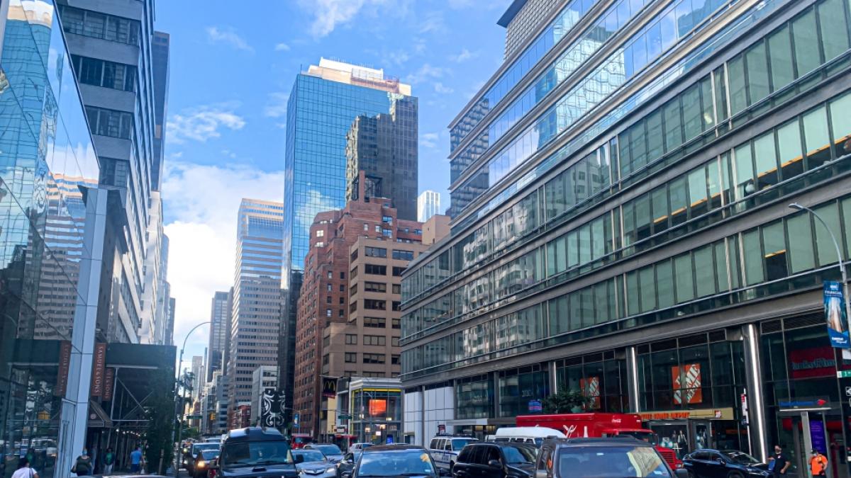 Von einem New Yorker Geb&auml;ude st&uuml;rzte sich die junge Mutter mit ihrer Tochter in den Tod. (Foto)