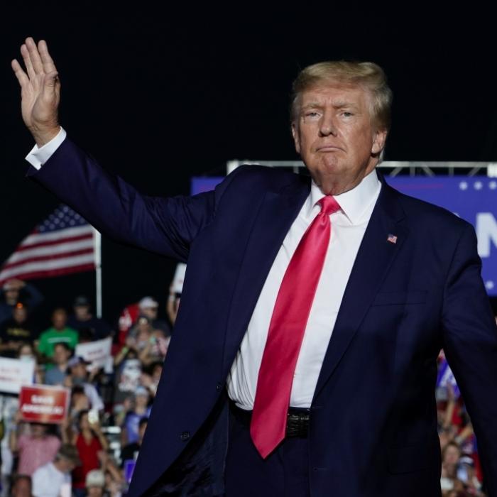 Geheim-Dokumente entwendet? Ex-Präsident tobt nach FBI-Razzia in Mar-a-Lago
