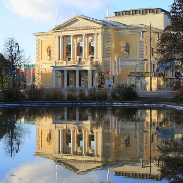 Halle (Saale)