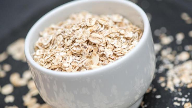 Haferflocken zum Frühstück sind ein idealer Start in den Tag - sie enthalten viele Vitamine und Eiweiß.