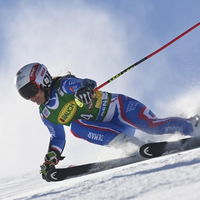Skirennfahrerin Dürr beim Parallel-Weltcup Siebte - Slokar siegt