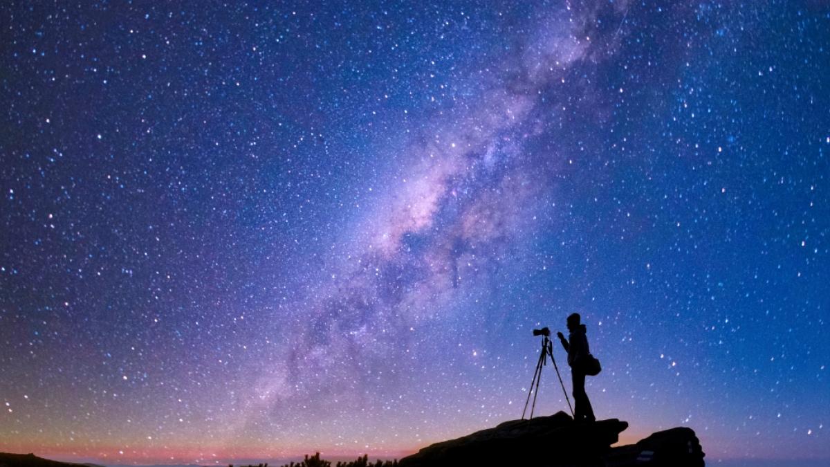 Stefan Seip erkl&auml;rt in seinem neuesten Buch den Einstieg in die Astrofotografie. (Foto)