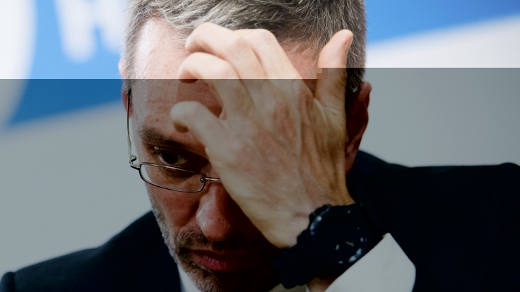 Brennt in Österreich bald die Demokratie?