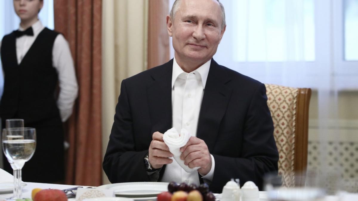 Wladimir Putin versucht mit einem bizarren Propaganda-Video, Menschen f&uuml;r die Einwanderung nach Russland zu begeistern. (Foto)