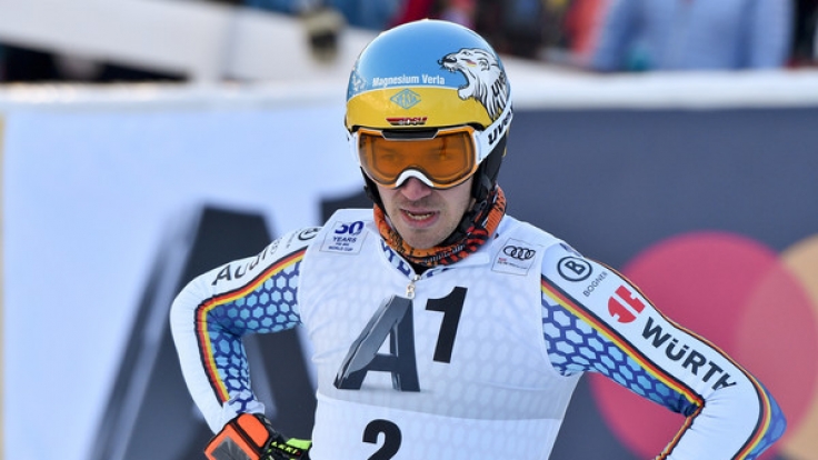 Felix Neureuther aus Deutschland lässt sich auch nach seinem letzten Rennen nicht unterkriegen.