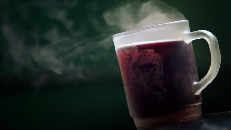 Im Geschmackstest schnitt billiger Glühwein überraschenderweise besser ab, als teurer.