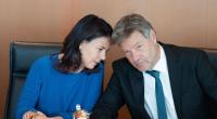 Annalena Baerbock sind Kollegen, aber auch Rivalen.