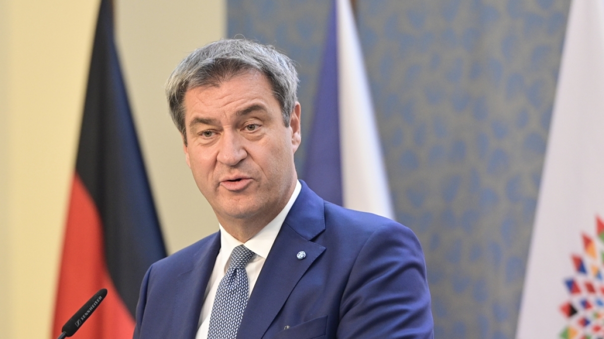 Markus S&ouml;der fordert, den Tankrabatt fortzuf&uuml;hren. (Foto)