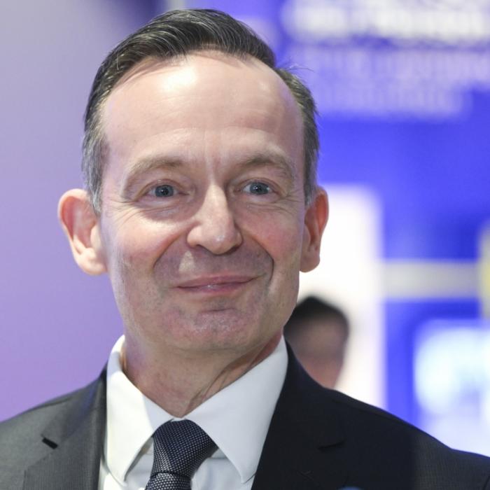So lebt der frühere FDP-Politiker abseits des Polit-Parketts