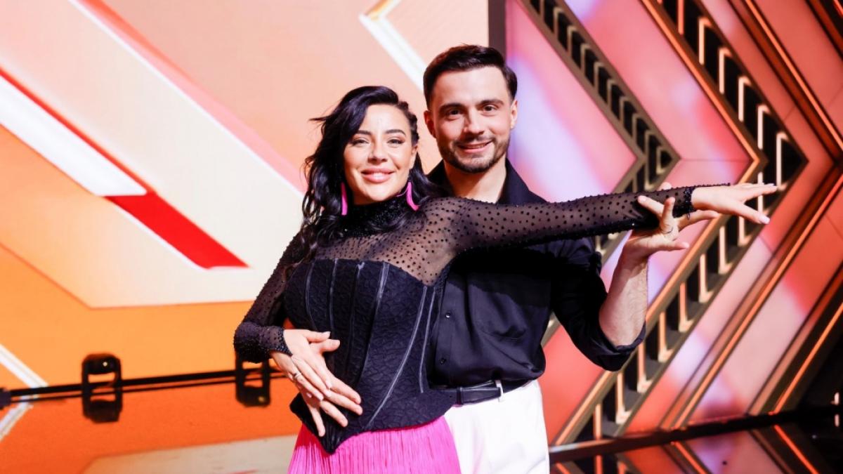 Sergiu Maruster mit Leyla Lahouar in der Kennenlernshow von "Let's Dance". (Foto)