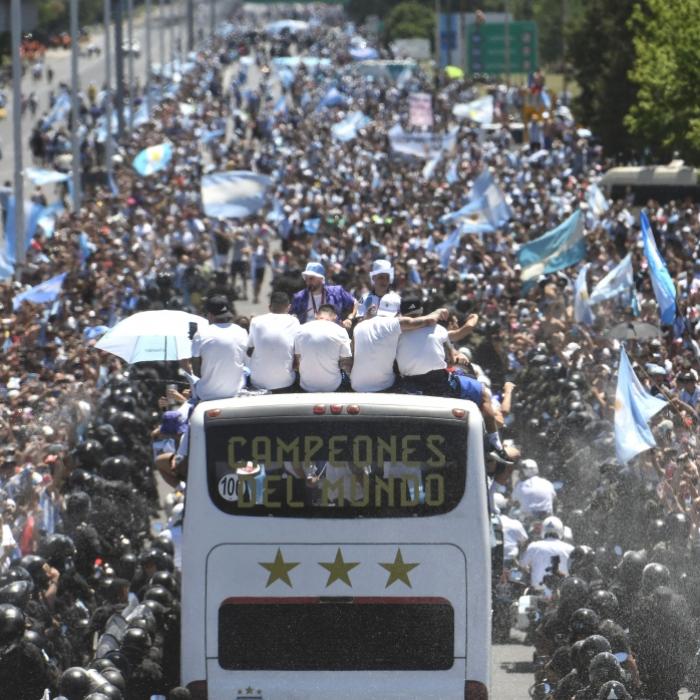 Ein Toter, Kind (5) im Koma! WM-Siegesfeier für Argentinien endet tragisch