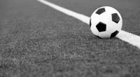 In bayern ist ein 22-jähriger Nachwuchsfußballer bei einem Unfall tödlich verunglückt.