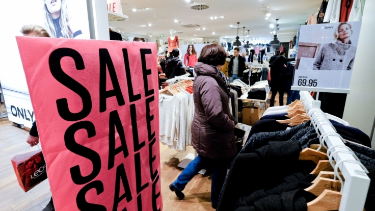 Auch an diesem Wochenende locken wieder zahlreiche Geschäfte zum Sonntags-Shopping.