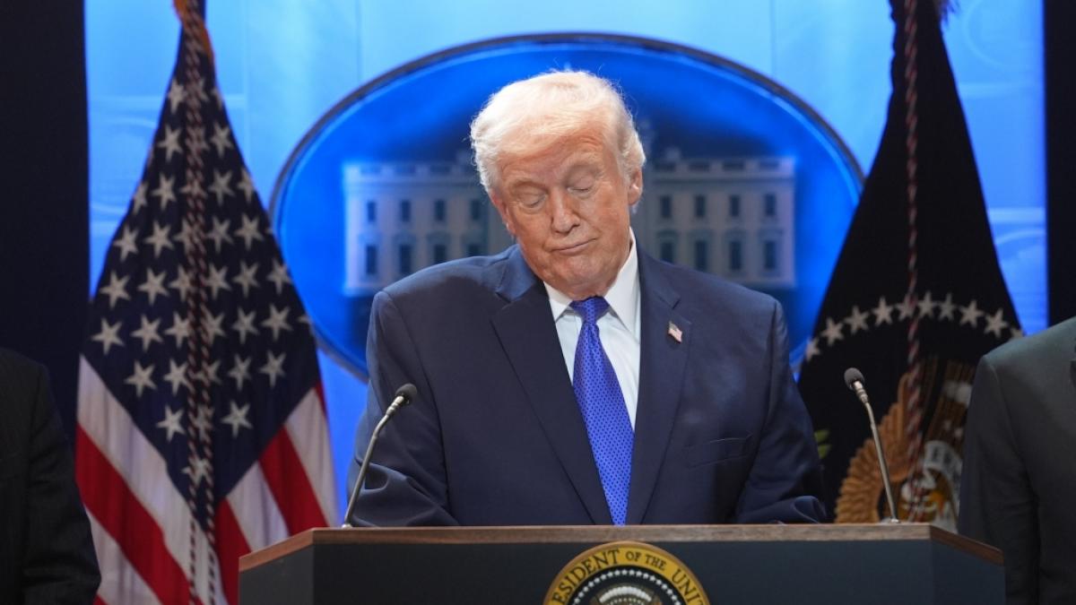 Immer wieder flammen Ger&uuml;chte um eine Demenz-Erkrankung bei Donald Trump auf - meist liefert der US-Pr&auml;sident selbst den Anlass f&uuml;r Spekulationen um seinen Gesundheitszustand. (Foto)