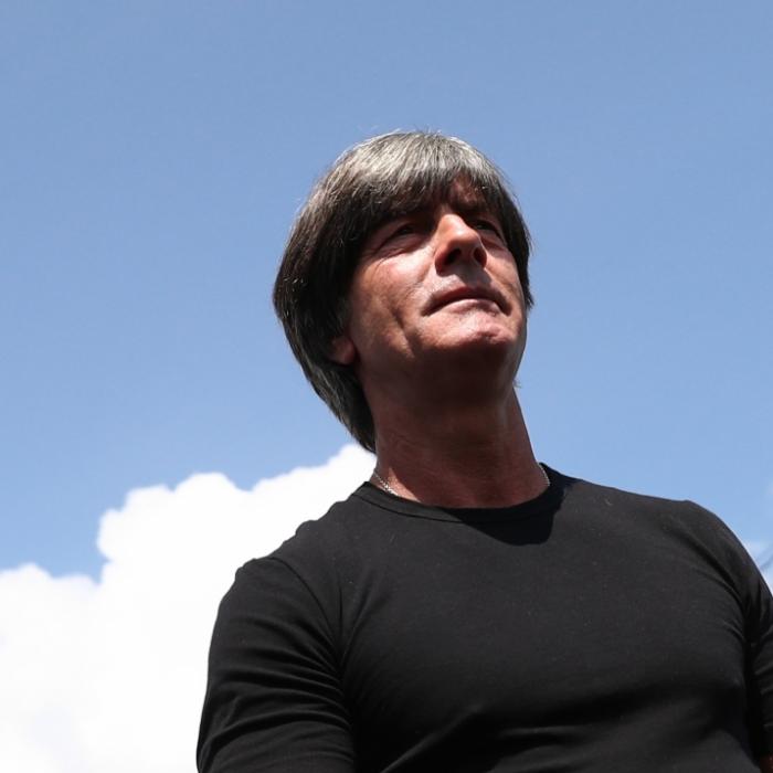 Schwul, Toupet oder Glückspullover? Jogi Löw spricht Klartext