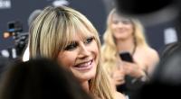 Heidi Klum: Model glänzt im transparenten Zweiteiler bei Hilton-Event.