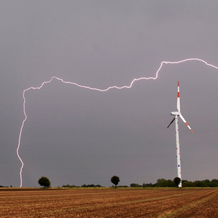 Sächsische Schweiz-Osterzgebirge - Hohes Gewitter-Risiko - DWD warnt vor Unwetter