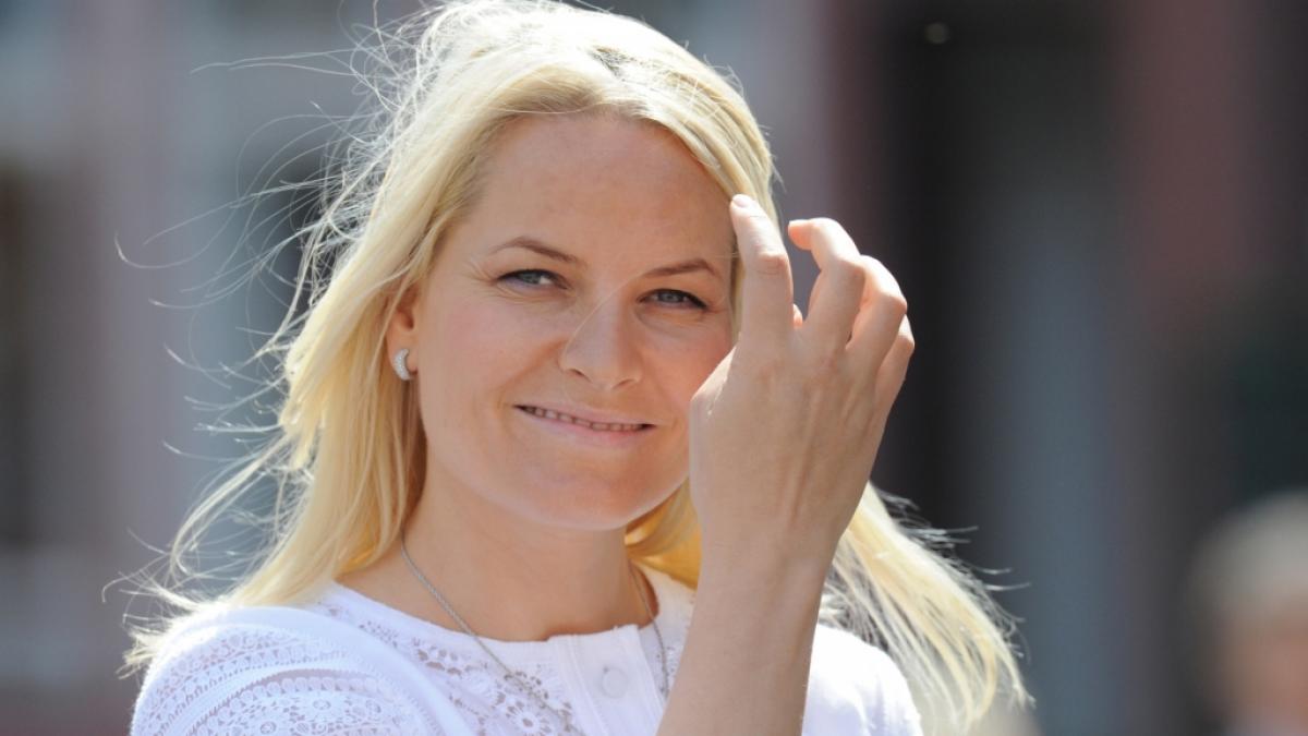 Norwegens Kronprinzessin Mette-Marit steckt bis zum Hals im Epstein-Skandal. (Foto)