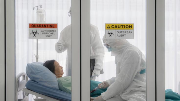 In Ecuador wurde eine Corona-Patientin fälschlicherweise für tot erklärt.