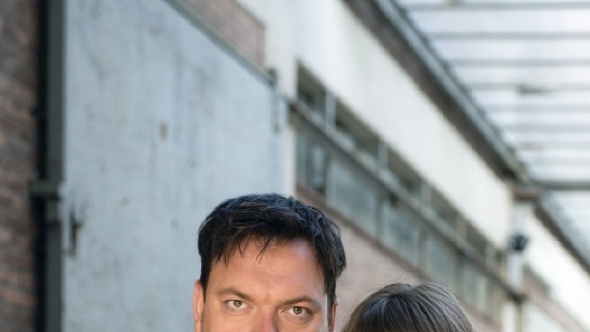 Charly H&uuml;bner und&nbsp;Anneke Kim Sarnau begeben sich als Ermittler ins rechte Milieu beim "Polizeiruf 110: In Flammen" (10.06.2018). (Foto)