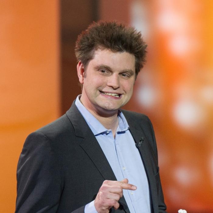 So tickt der Moderator abseits des Rampenlichts