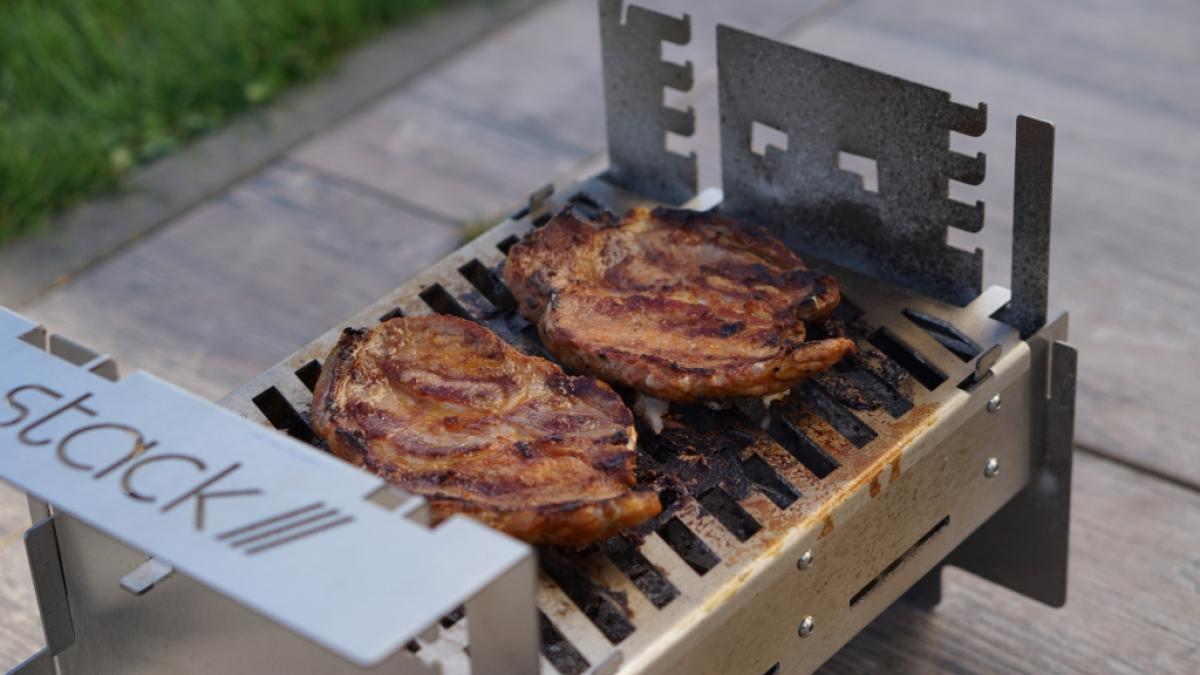 Innerhalb weniger Minuten war auch unser Grillgut gut durchgebraten. (Foto)