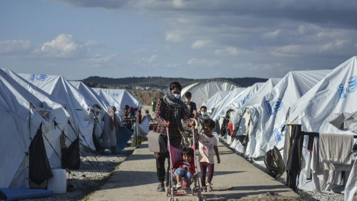 Die Zustände im Flüchtlingslager Kara Tepe auf Lesbos sind katastrophal, doch Europa schaut weg.