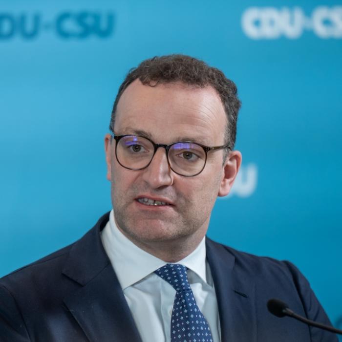 So lebt der CDU-Politiker abseits des Bundestages