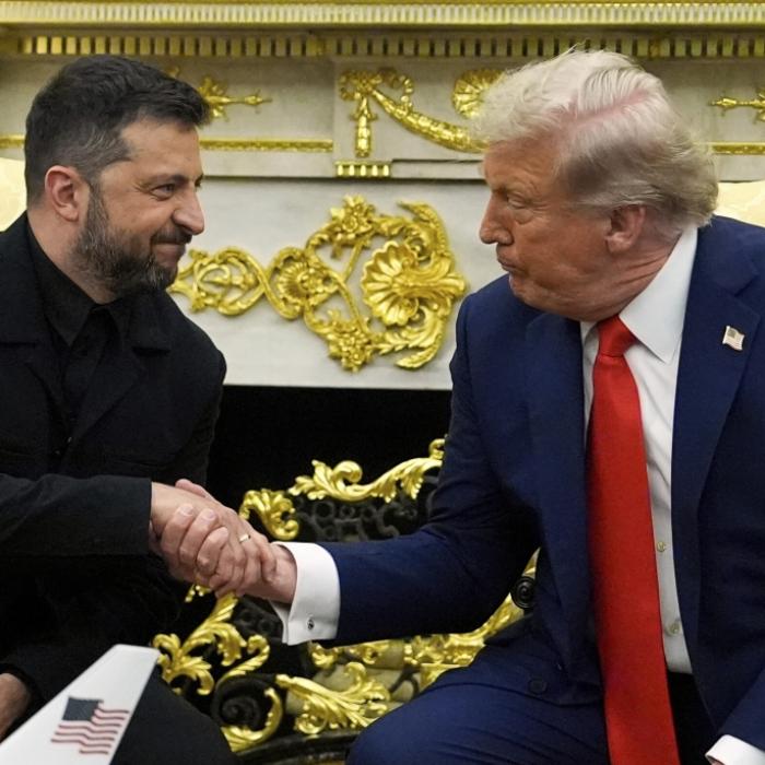 Selenskyjs Geschenk macht den US-Präsidenten emotional
